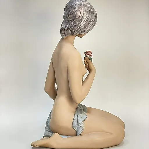 Фарфоровая скульптура LLADRO «Обнаженная девушка и роза» 1978 г Испания - View 4