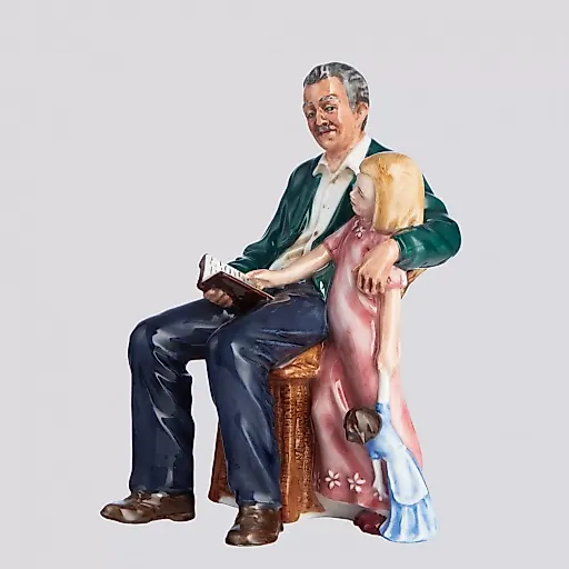 Статуэтка Дедушка читает - View 3