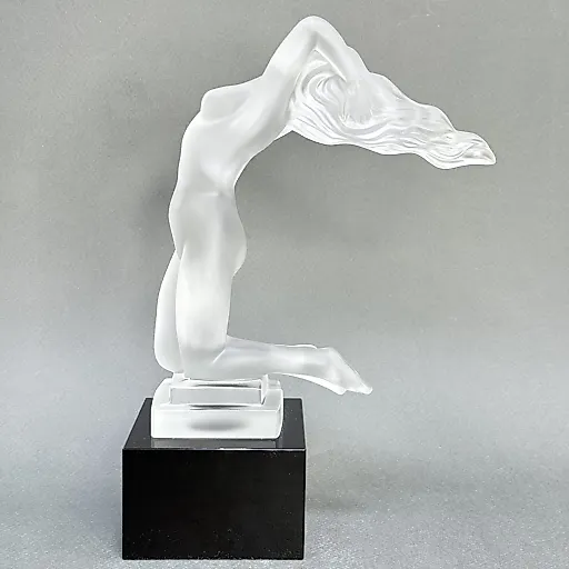 Статуэтка обнаженная женщина сатиновое стекло дизайн 1930г. Г. Хоффманн Чехия 21 в - View 3