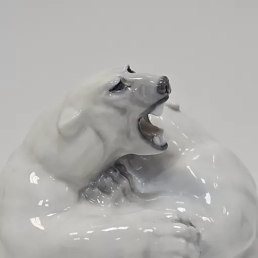 Статуэтка медведи в схватке - View 4