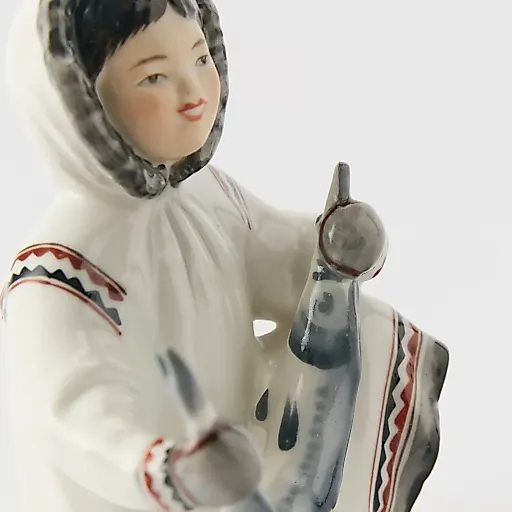 "Якутка с севрюгой" - View 3