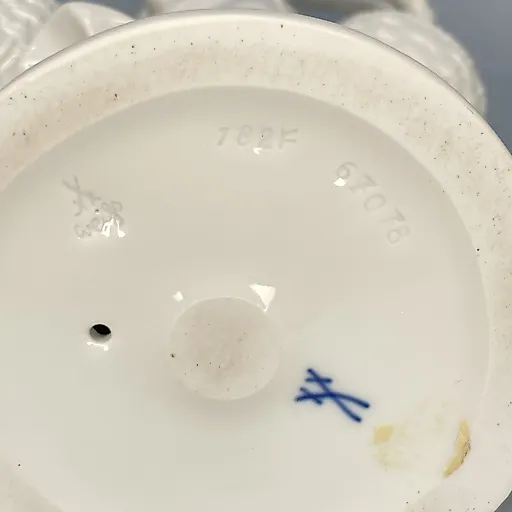 Фигурка "Кореянка" белый фарфор 1985 г Германия - View 7