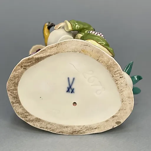 Фигурка Японка с детьми и попугаем 1970 г Германия - View 8