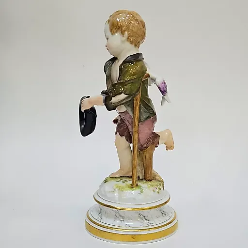 Фигурка Купидон в образе нищего модель Генриха Швабе 1830-1870 Германия. - View 3