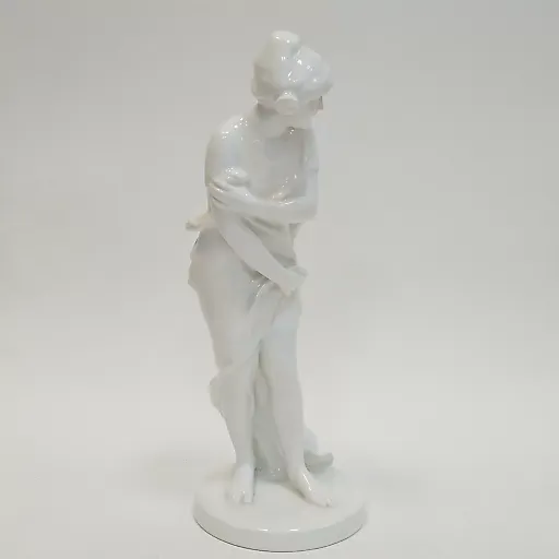 Фигурка белый фарфор КПМ для ванны "На Ванзее" скульптор Пол Шлей - View 5