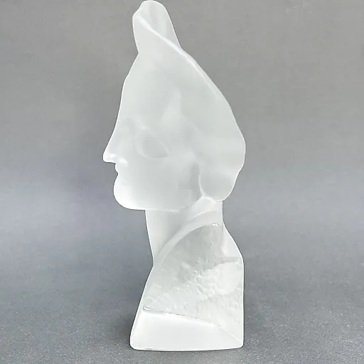 Статуэтка Маска дизайн 1930г. Г. Хоффманн Чехия 21 в - View 4