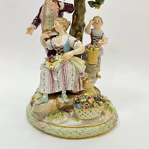 Скульптурная группа "Группа садовников у яблони" 1880г - View 3