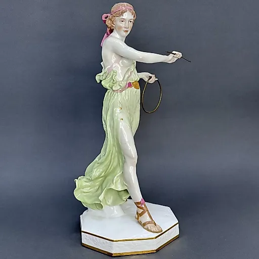 Скульптура HOOP THROWER модель Reinhold Boeltzig Германия 1909 г - View 3