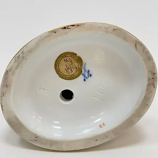 Статуэтка Дети с гирляндой роз - View 5