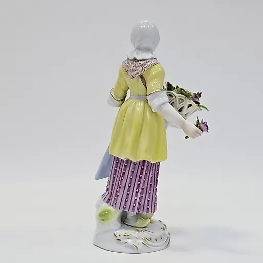 Статуэтка Садовница - View 9