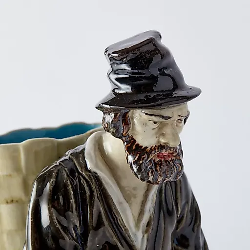 Редкая фаянсовая статуэтка - View 4