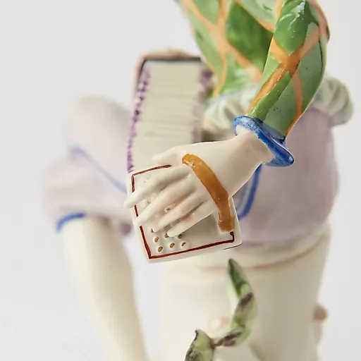 Коллекционная скульптура "Игрок на бандонеоне". Скульптор Hugo Meisel - View 8