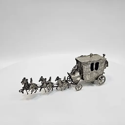 Королевский экипаж карета с кучером 6 лошадей серебро - View 2