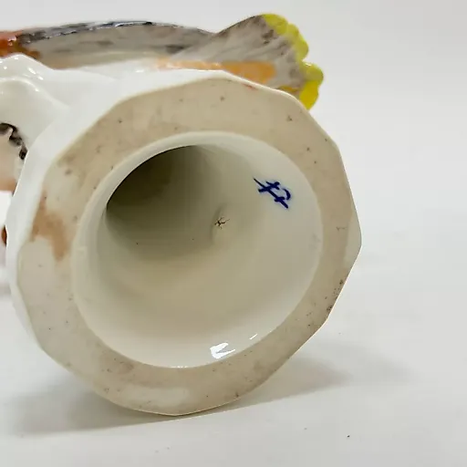 Редкая коллекционная фигурка Свиристель Германия 1945 г - View 6