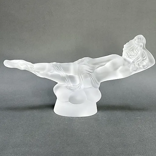 Статуэтка в стиле Артдеко дизайн 1930г. Г. Хоффманн Чехия 21 в - View 3