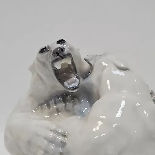 Статуэтка медведи в схватке - View 3