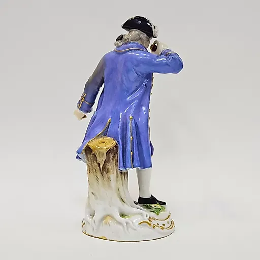 Статуэтка Юноша с подзорной трубой - View 4