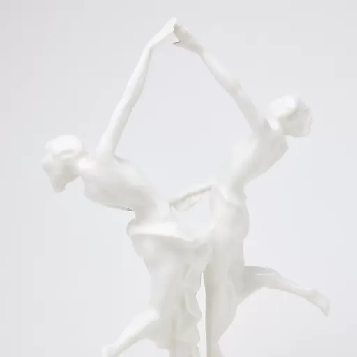 Статуэтка "Девушки на шаре" - View 15