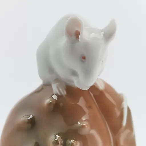 "Мышь на каштане" - View 3