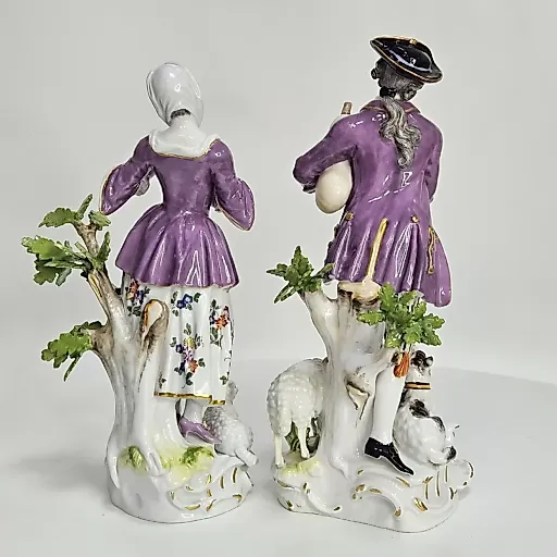 Парные скульптуры «Музицирующая пастушка с флейтой и пастух с волынкой» - View 5