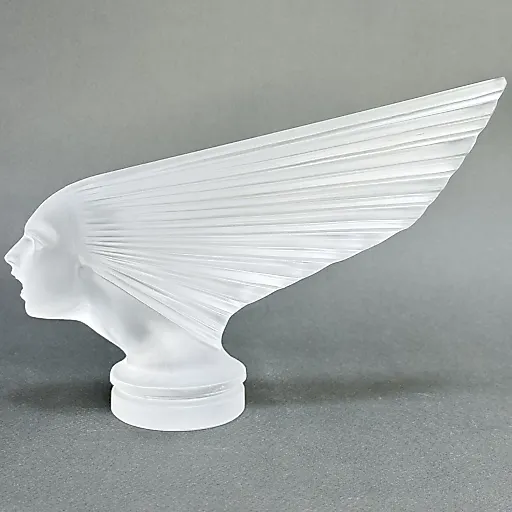 -маскот Victoire в стиле Артдеко сатиновое стекло модель Г.Хоффманн 1930е г Чехия 21 - View 6