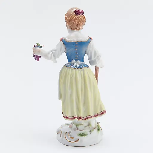 Старинная статуэтка "Садовница" - View 2