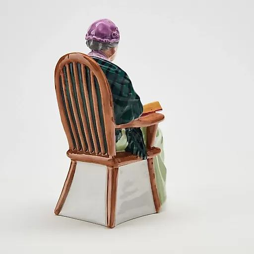 Статуэтка Family Album HN 2321 - View 4