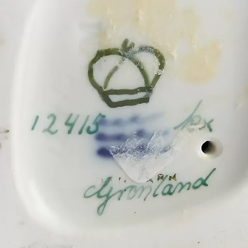 Статуэтка "Гренландская девочка" - View 4