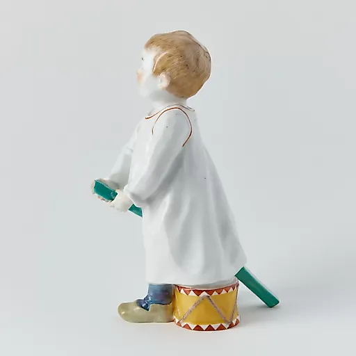 Статуэтка Мальчик с барабанами Скульптор Konrad Hentschel - View 3