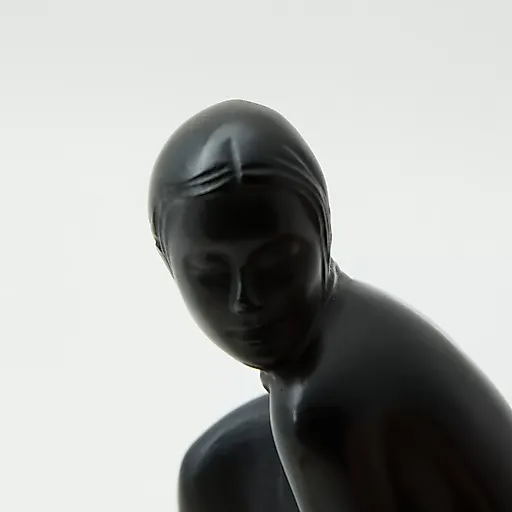 Фигурка обнаженная девушка - View 11