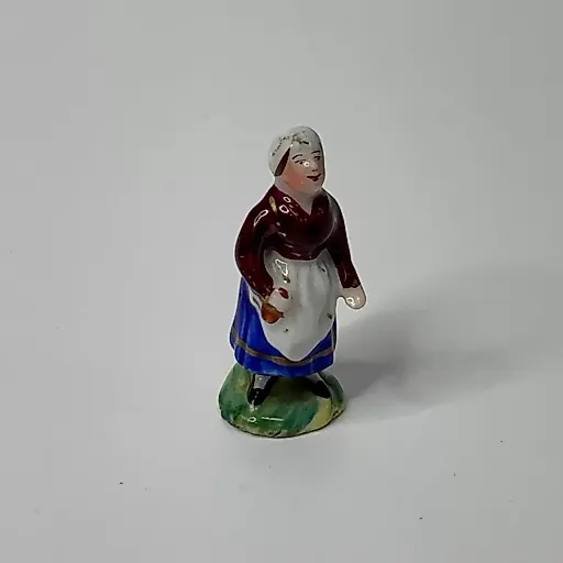 Старинная статуэтка "Женщина в синей юбке" - View 2