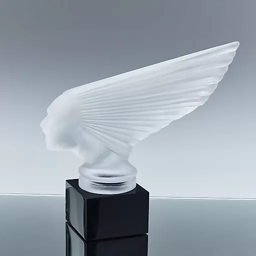 "Victoire" на черной подставке - View 2