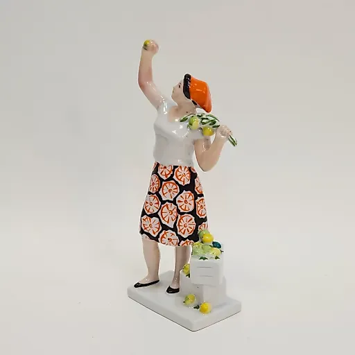 Статуэтка сборщица яблок - View 2
