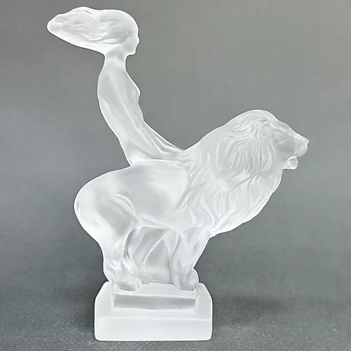 Статуэтка Девушка на льве в стиле Артдеко дизайн 1930г. Г. Хоффманн Чехия 21 в - View 4