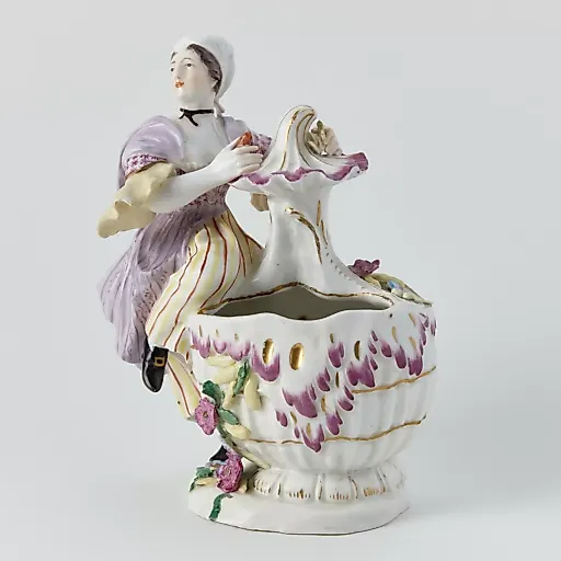 Старинная статуэтка "Весна" из серии "Времена года" - View 2