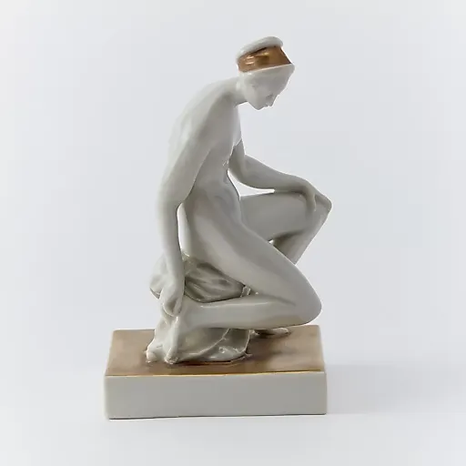 Статуэтка "Обнаженная девушка" - View 6