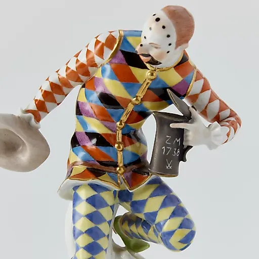 "Арлекин" Скульптор И.И.Кендлер. - View 3