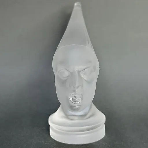 -маскот Victoire в стиле Артдеко сатиновое стекло модель Г.Хоффманн 1930е г Чехия 21 - View 5