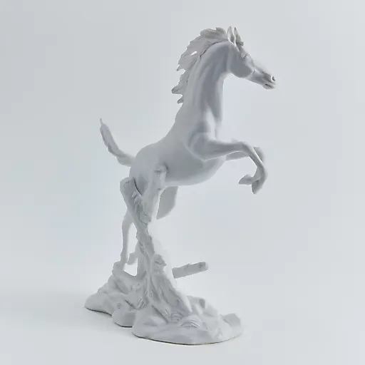 Колекуционная статуэтка "Белый жеребец" - View 4