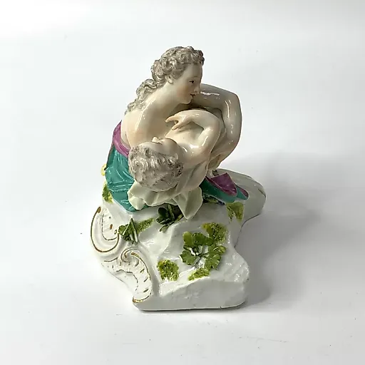 Старинная скульптурная группа Материнство - View 5