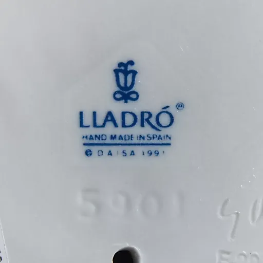 Фарфоровая статуэтка клоун с собаками "Surprise" - View 4