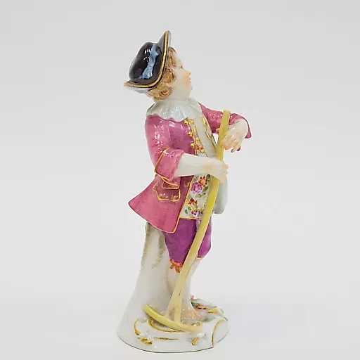 Статуэтка садовник мальчик с граблями - View 6