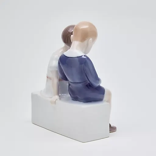 Фигурка "Несправедливое обращение" - View 5