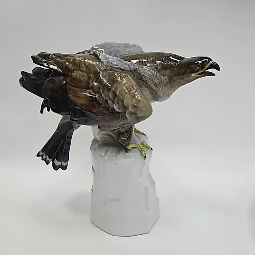 Фигура орла на скале Копенгаген 20 век - View 3