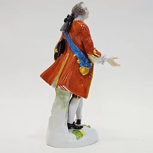 Кавалер с орденской лентой Мейсен период Кнауфф-Швертер 1850-1924 - View 3