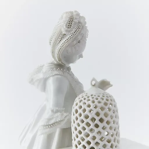 Фарфоровая немецкая статуэтка "Аллегория осязания" - View 8