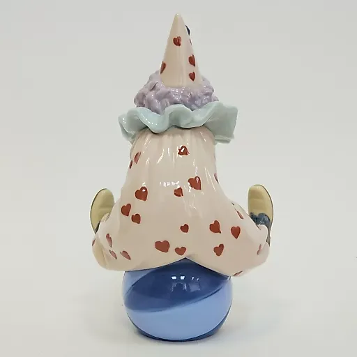 Статуэтка Прыжки на шаре - View 4