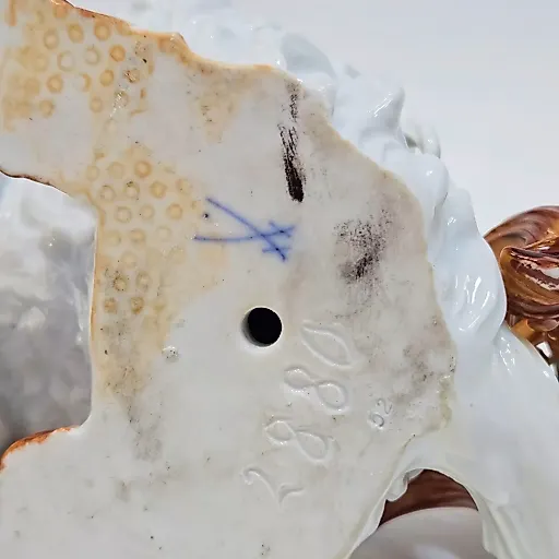 Фигурка Болонка 1924-34г модель Иогана Иоахима Кендлера - View 8