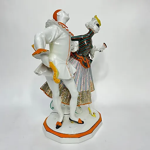 Скульптурная группа "Пьеро и Коломбина" 1919 г - View 3