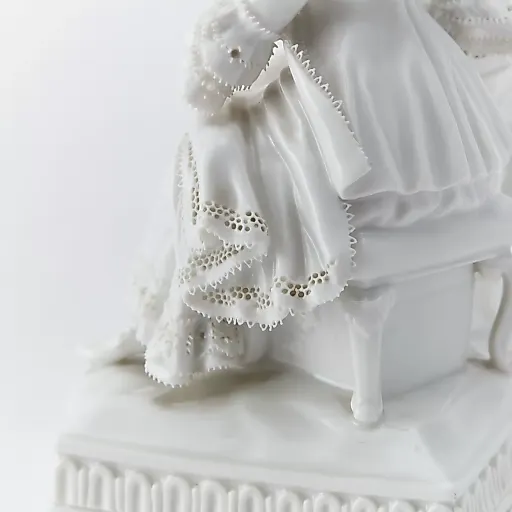 Фарфоровая немецкая статуэтка "Аллегория осязания" - View 7